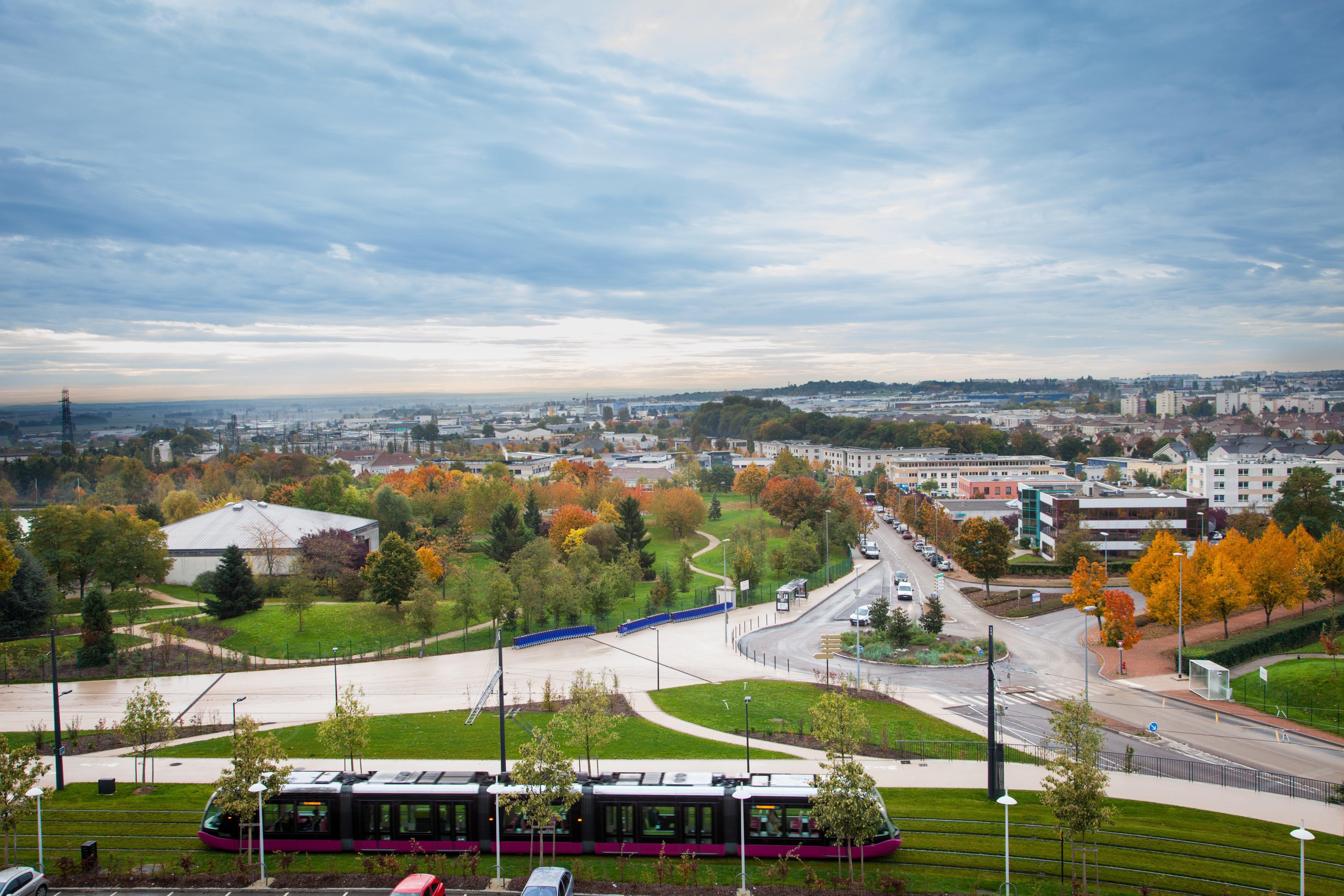 Holiday Inn Dijon Toison D'Or, An Ihg Hotel Exterior foto